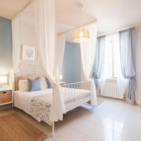 Apartment Coast House 6 *