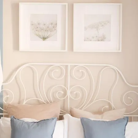 Coast House 6 *